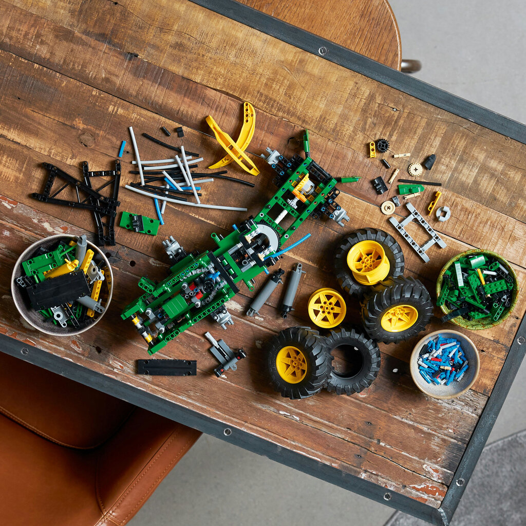 42157 LEGO® Technic Puidutöötlemismasin „John Deere 948L-II“ hind ja info | Klotsid ja konstruktorid | hansapost.ee