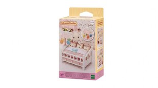 Кукольная детская кроватка с аксессуарами Sylvanian Families цена и информация | Игрушки для девочек | hansapost.ee