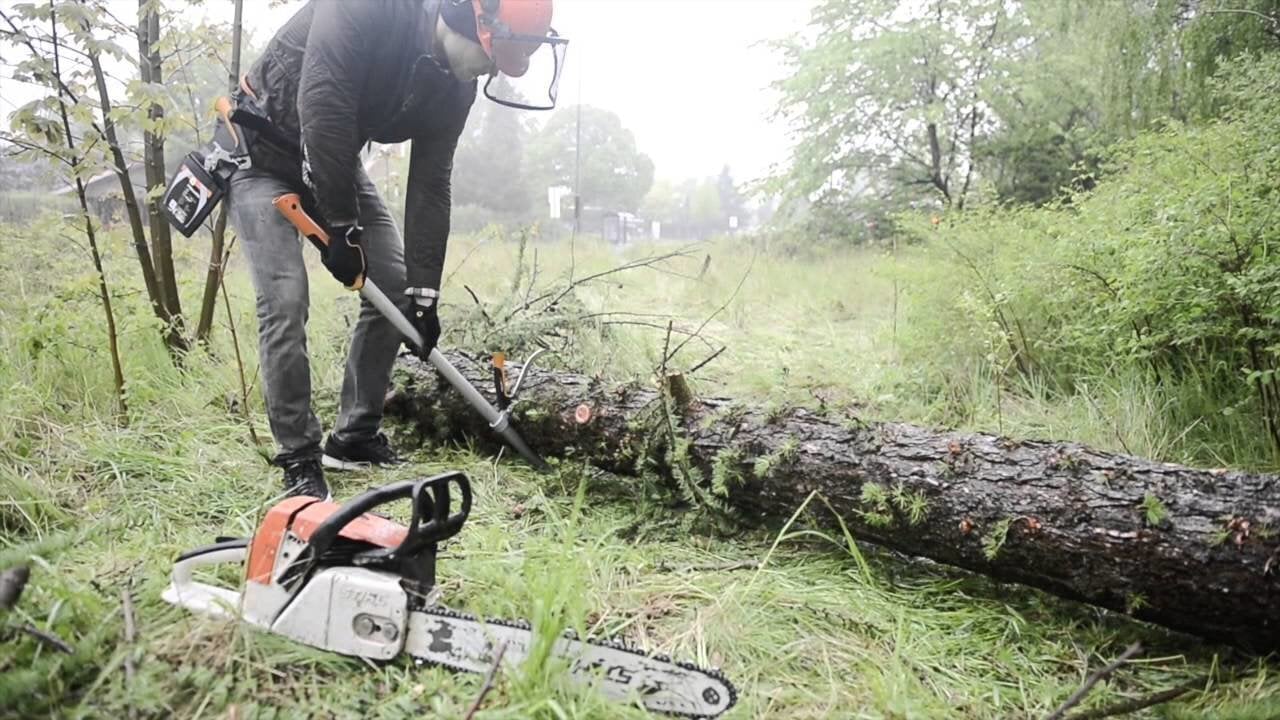 Tõstekonksuga langetuslabidas Fiskars WoodXpert M hind ja info | Aiatööriistad | hansapost.ee