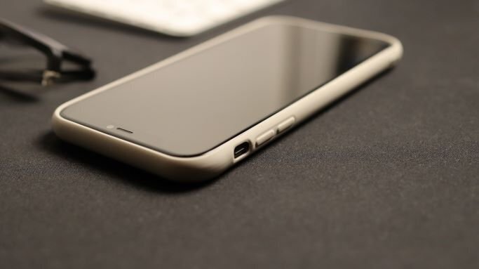 Swissten Soft Joy Silicone Case for Apple iPhone 15 Pro цена и информация | Telefonide kaitsekaaned ja -ümbrised | hansapost.ee