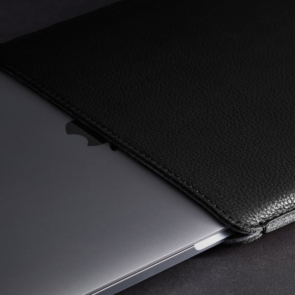 Kaitseümbris Woolnut Leather Sleeve 13" MacBook Pro & Air, must цена и информация | Sülearvutikotid | hansapost.ee