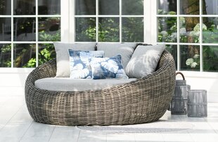 DAY BED MAJE GREY 186X183X90CM ECO-RATTAN GREY 10MM, PILLOW GREY hind ja info | Aiatoolid, rõdutoolid | hansapost.ee