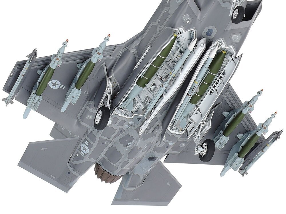 Tamiya - Lockheed Martin F-35A Lightning II, 1/48, 61124 hind ja info | Klotsid ja konstruktorid | hansapost.ee