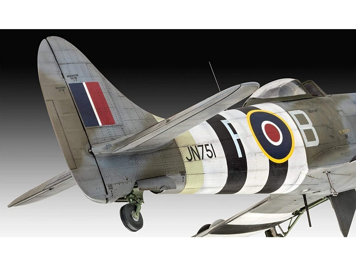 Revell - Hawker Tempest V, 1/32, 03851 hind ja info | Klotsid ja konstruktorid | hansapost.ee