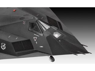 Revell - Lockheed F-117A Nighthawk, 1/72, 03899 hind ja info | Klotsid ja konstruktorid | hansapost.ee