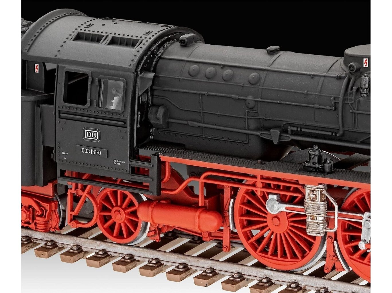 Revell - Express locomotive BR03, 1/87, 02166 цена и информация | Klotsid ja konstruktorid | hansapost.ee