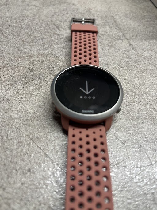 Defektiga toode. Suunto 3 Granite Red hind ja info | Defektiga tooted | hansapost.ee