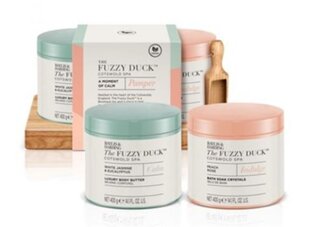 Набор косметики Baylis & Harding The Fuzzy Duck Cotswold Spa A Moment of Calm: кристаллы для ванны 400 г + масло для тела 400 г + деревянная лопатка цена и информация | Кремы, лосьоны для тела | hansapost.ee