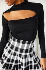 Элегантная черная блузка 7020-44 цена и информация | Женские блузки, рубашки | hansapost.ee