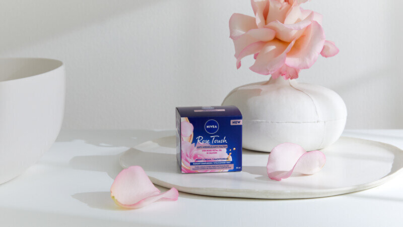 Kosmeetikakomplekt kortsude vastu Nivea Rose Touch 2 x 50 ml hind ja info | Näokreemid | hansapost.ee