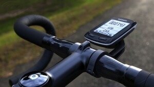 Garmin rattahoidik Out-front Bike Mount hind ja info | Rattakompuutrid ja spidomeetrid | hansapost.ee