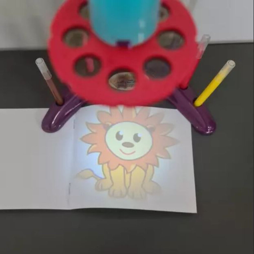 Laste projektor joonistamiseks - komplekt koos tarvikutega hind ja info | Arendavad laste mänguasjad | hansapost.ee