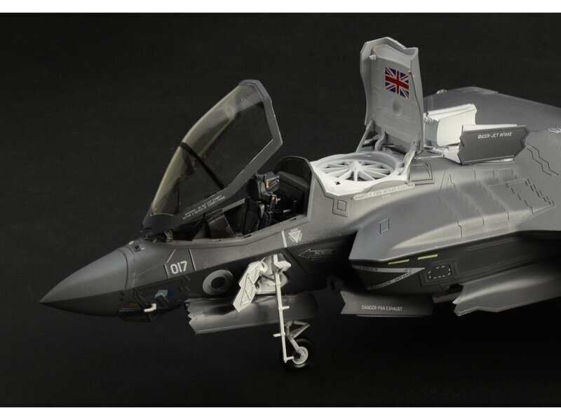 Italeri - Lockheed Martin F-35B Lightning II STOVL Version, 1/48, 2810 price and information | Klotsid ja konstruktorid | hansapost.ee