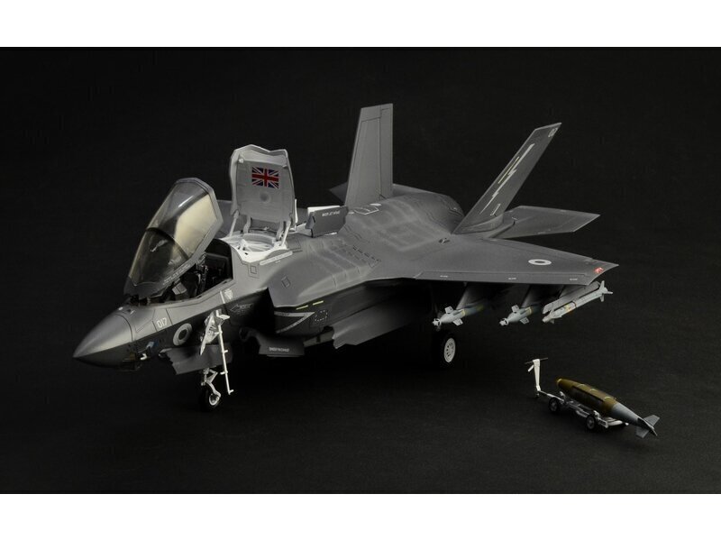 Italeri - Lockheed Martin F-35B Lightning II STOVL Version, 1/48, 2810 price and information | Klotsid ja konstruktorid | hansapost.ee