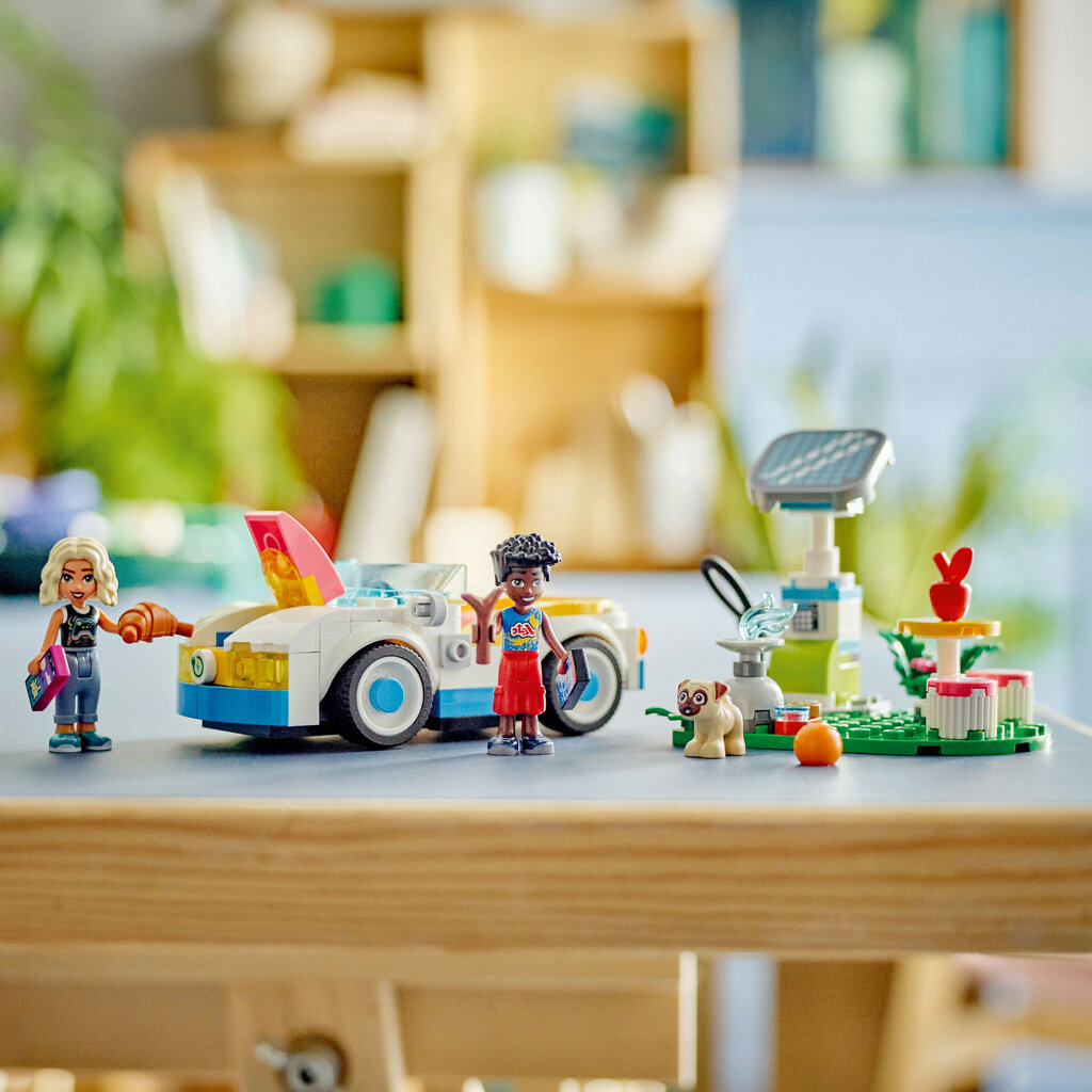 42609 Lego® Friends elektriauto ja laadimisjaam цена и информация | Klotsid ja konstruktorid | hansapost.ee