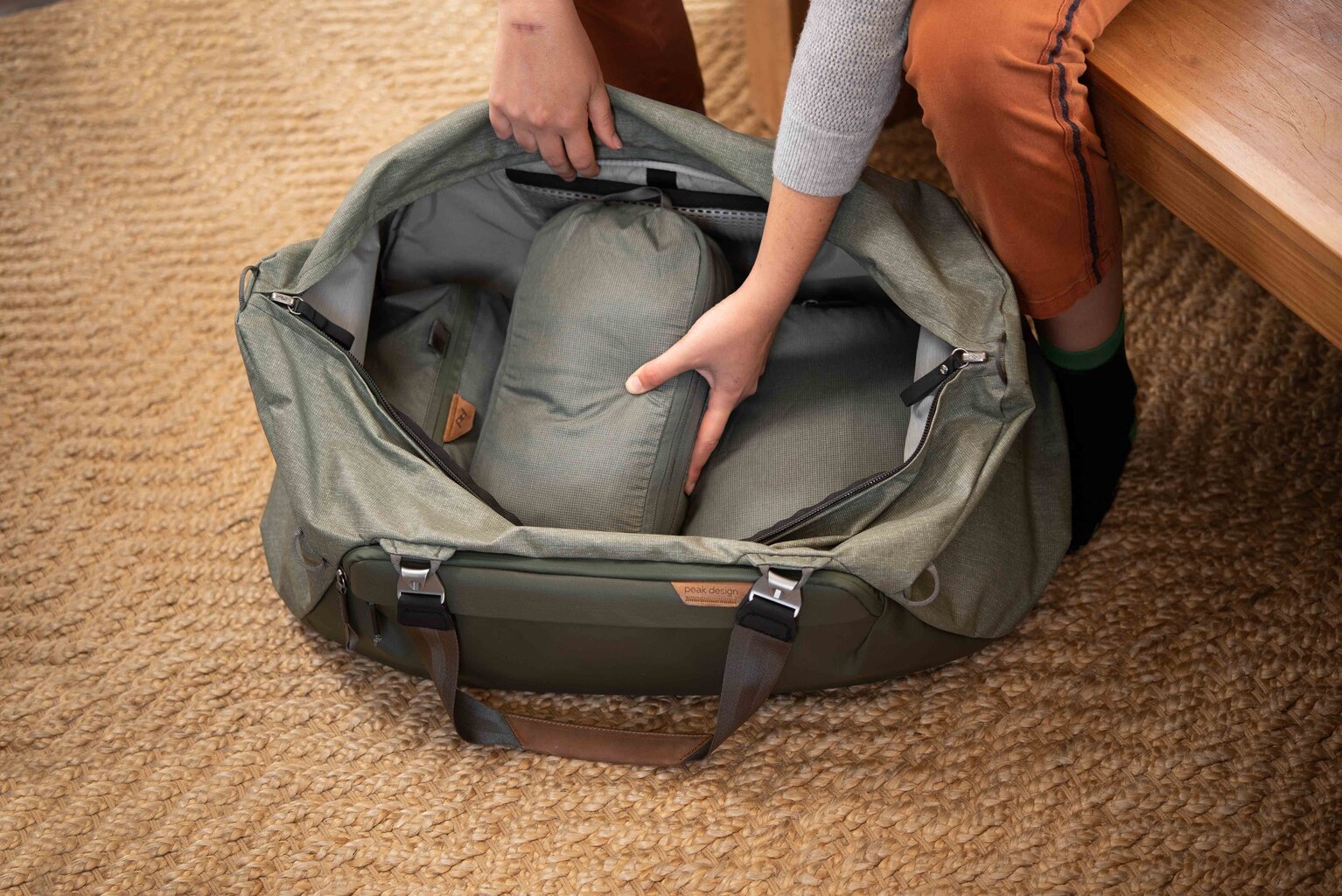 Kott Peak Design Travel Duffel 65L цена и информация | Spordikotid ja seljakotid | hansapost.ee