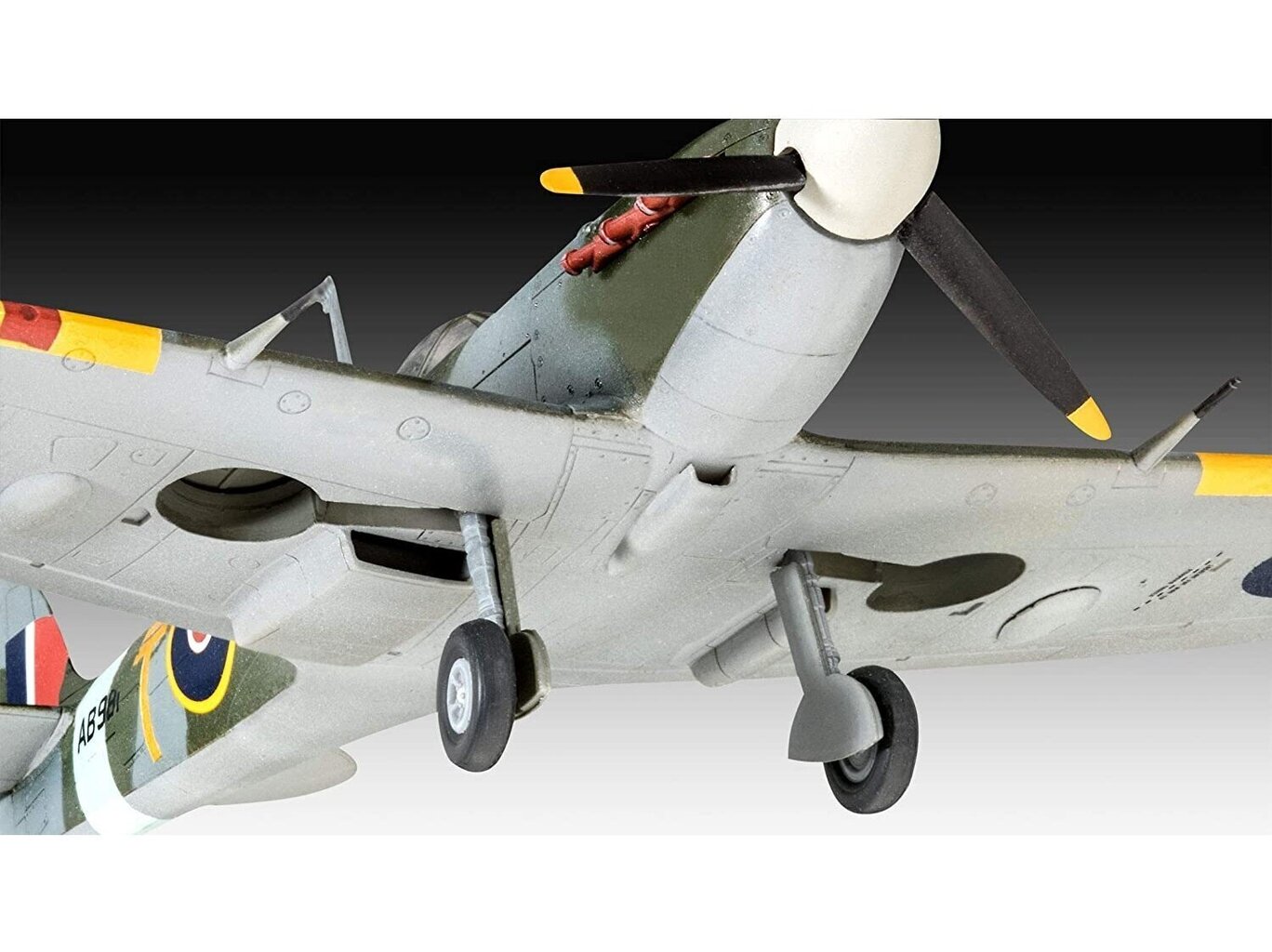 Kokkupandud mudel Combat Set Messerschmitt Bf109G-10 & Spitfire Mk.V Revell, 03710 hind ja info | Klotsid ja konstruktorid | hansapost.ee
