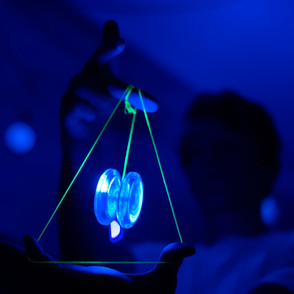 YoYo LED Spinstar – selge / sinine valgus hind ja info | Lauamängud ja mõistatused perele | hansapost.ee