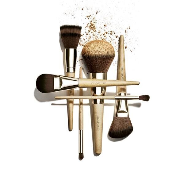 Lauvärvipintsel Clarins Blending Brush, 1 tk. hind ja info | Meigipintslid ja meigikäsnad | hansapost.ee