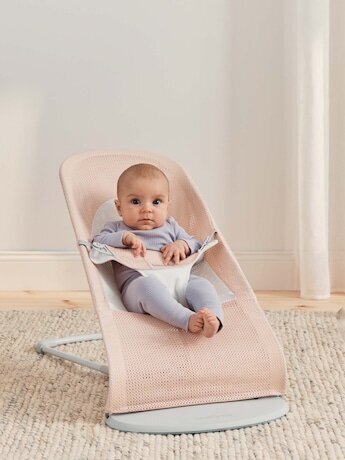 Lamamistool väikelapsele Babybjörn Balance soft mesh, 005142, pearly pink/white hind ja info | Beebi lamamistoolid | hansapost.ee