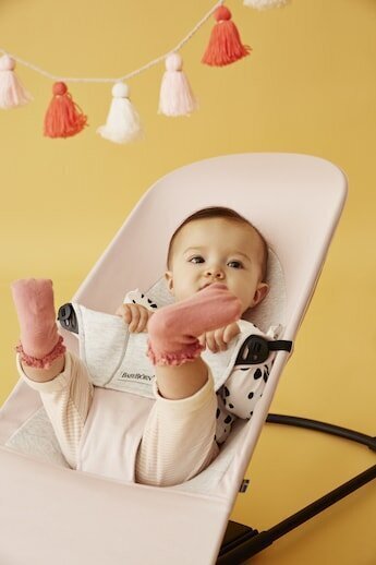 Lamamistool väikelapsele Babybjörn Balance soft, 005089, light pink/grey hind ja info | Beebi lamamistoolid | hansapost.ee