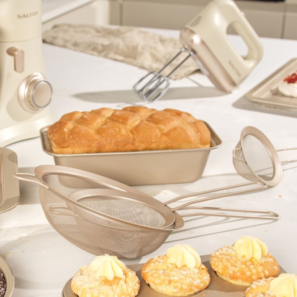 Salter EK5512SBOVDE Bakes Hand Mixer цена и информация | Mikserid | hansapost.ee