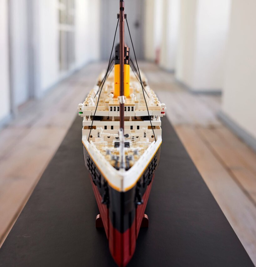 Lego® Titanic 10294 цена и информация | Klotsid ja konstruktorid | hansapost.ee