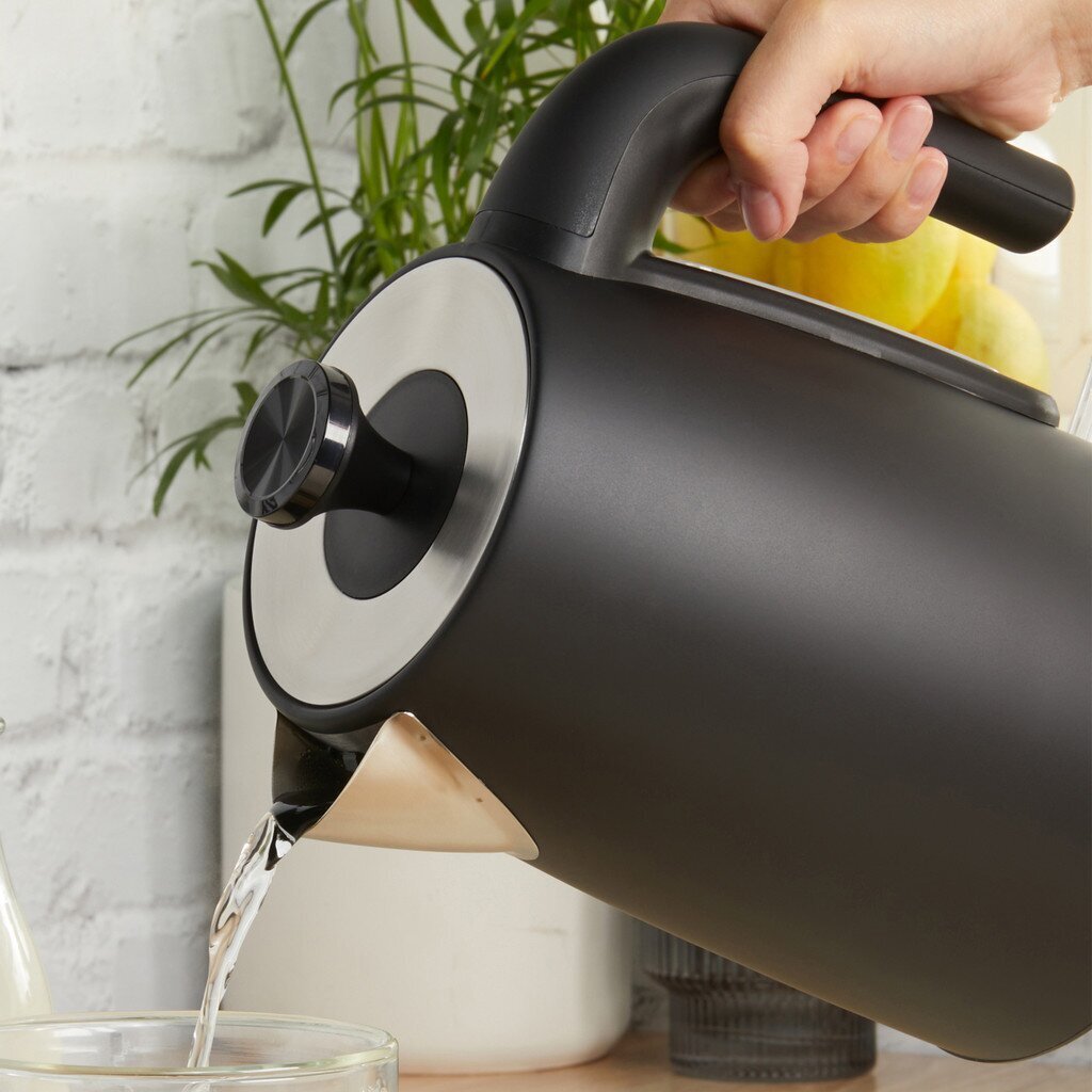 Petra PT5632MBLKVDE 3KW Kettle matte black цена и информация | Veekeetjad | hansapost.ee