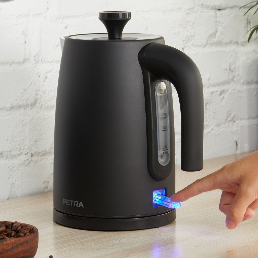 Petra PT5632MBLKVDE 3KW Kettle matte black hind ja info | Veekeetjad | hansapost.ee