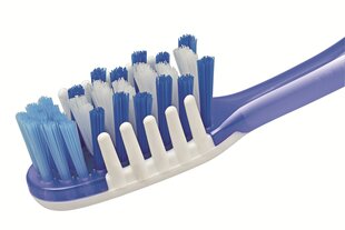 Зубная щетка (средней жесткости) Trisa Professional Care 1 шт. цена и информация | Зубные щетки, пасты | hansapost.ee