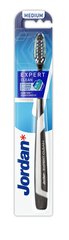Зубная щетка Jordan Expert Clean, средней мягкости цена и информация | Для ухода за зубами | hansapost.ee