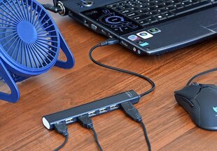 USB Centrmezgls Gembird USB 2.0 7-port Black цена и информация | Адаптеры, USB-разветвители | hansapost.ee