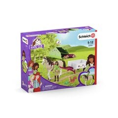 Кемпинг Сары Schleich цена и информация | Игрушки для девочек | hansapost.ee