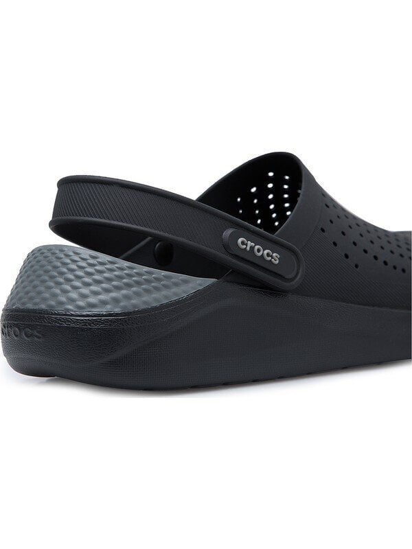 Crocs™ jalanõud Crocs™ LITERIDE CLOG, must цена и информация | Plätud ja sussid meestele | hansapost.ee