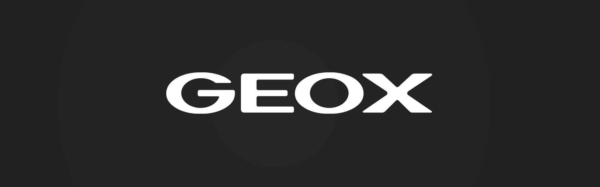 Куртка для женщин Geox W9428YT2568, черная Geox 